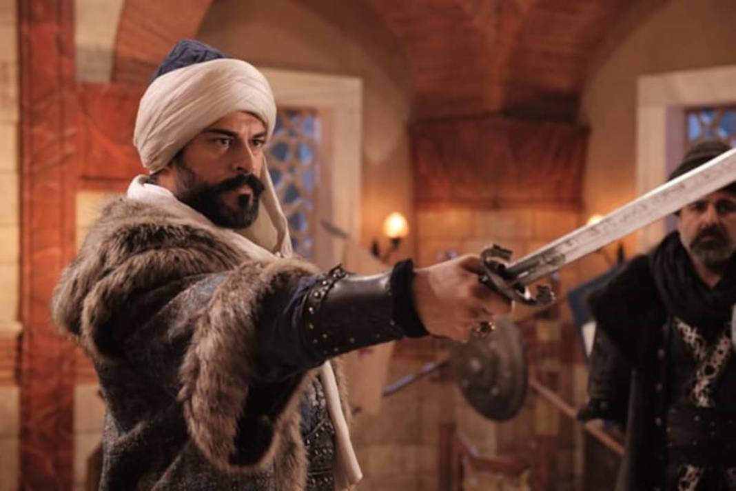 Diziseverlere sevindiren haber: 17 dizi yoluna devam ediyor! Yeni bölümleri ekranları kasıp kavuracak 11